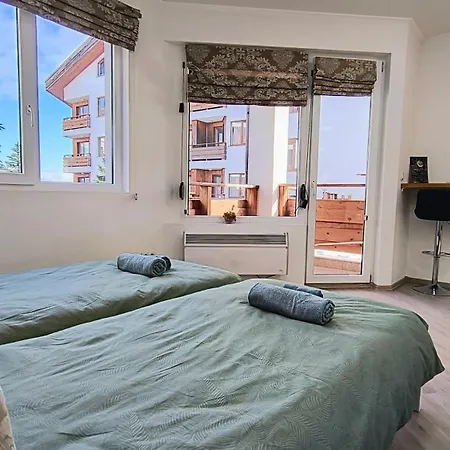 Cosy 2-bedroom Near The Road Appartement *